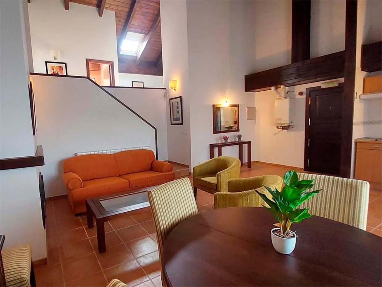 Apartamentos Jaca Mirador De Badaguas 3000 Exterior photo