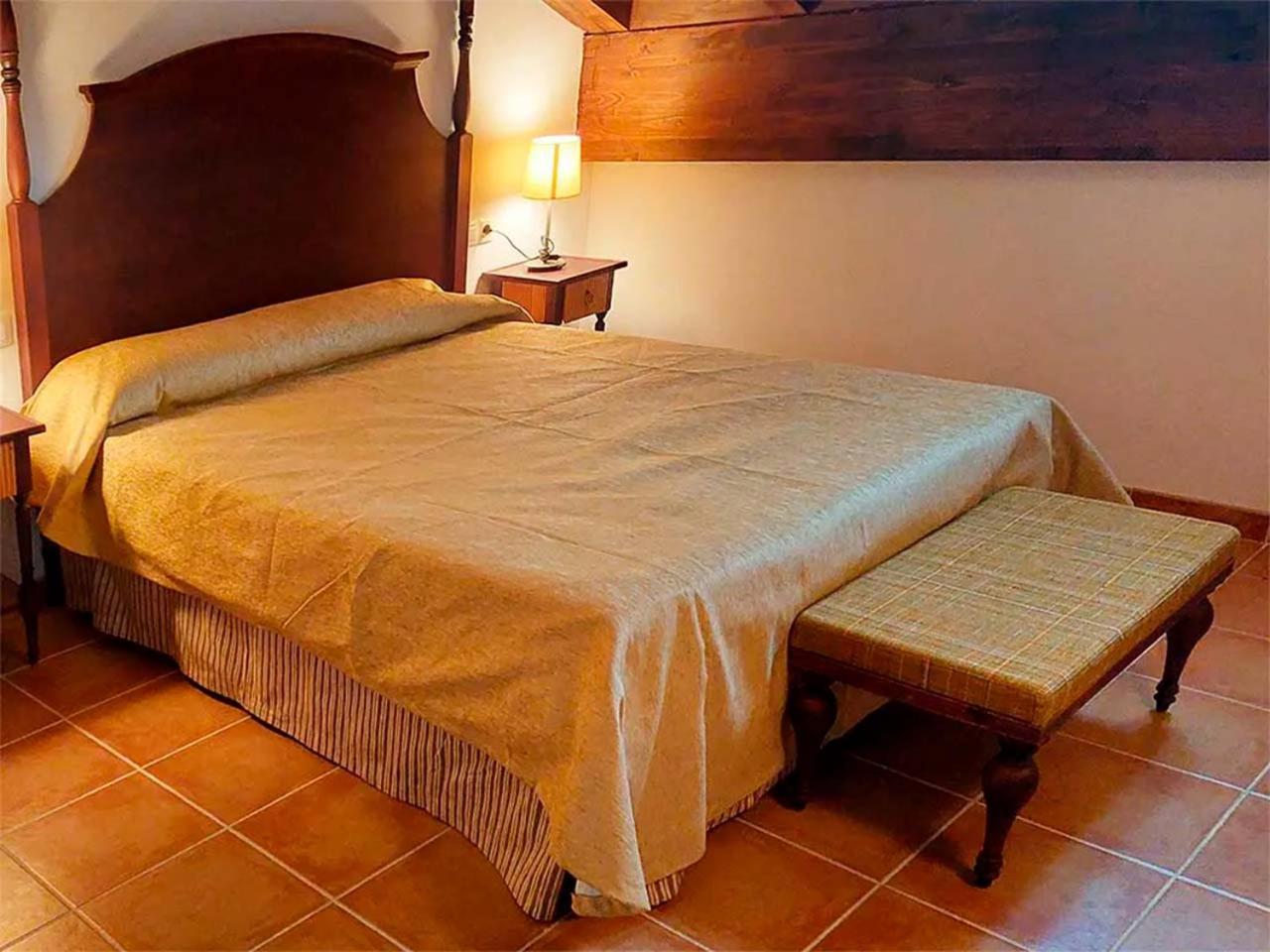 Apartamentos Jaca Mirador De Badaguas 3000 Exterior photo