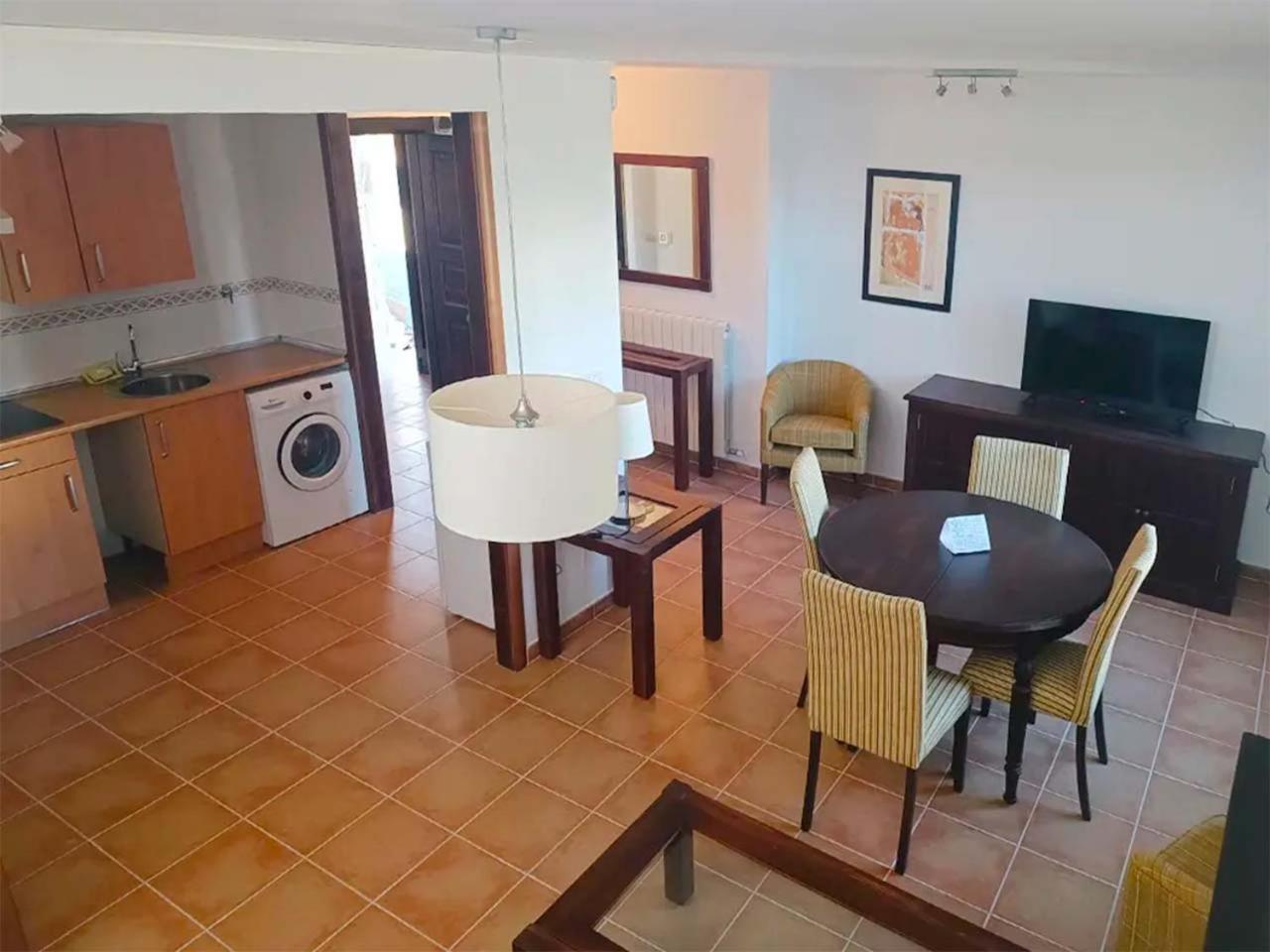 Apartamentos Jaca Mirador De Badaguas 3000 Exterior photo